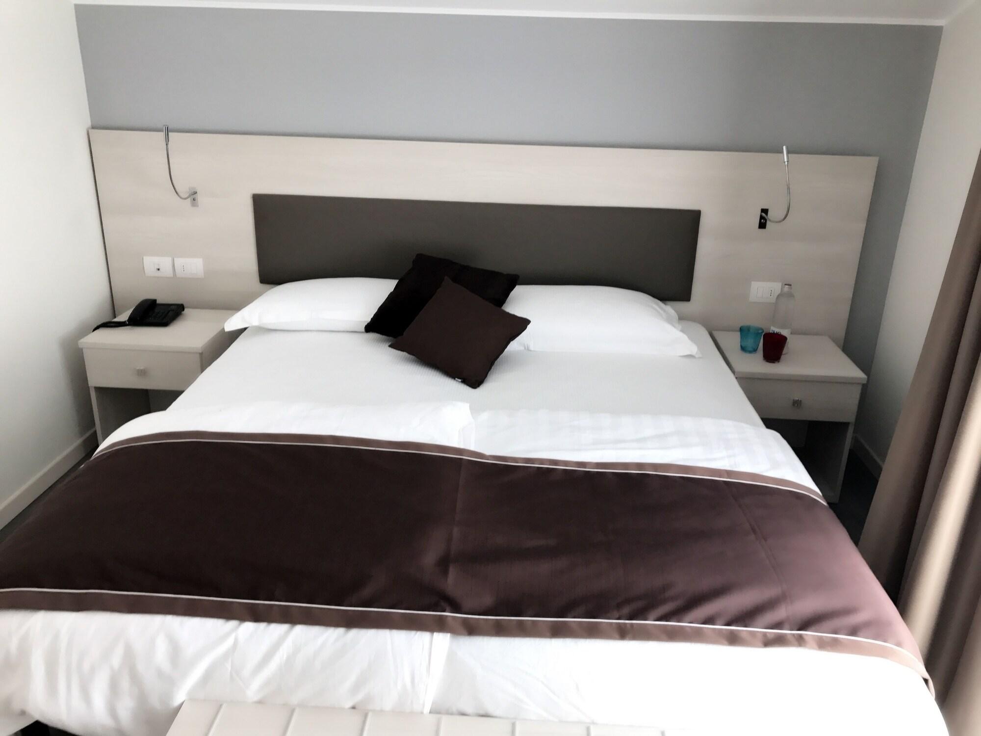 Hotel Dogana Sirmione Ngoại thất bức ảnh